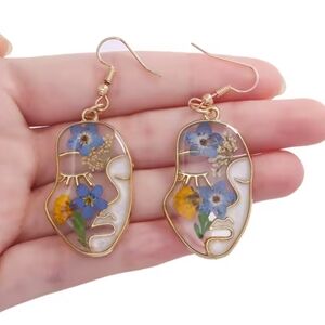 Floral Face Line Art Earrings